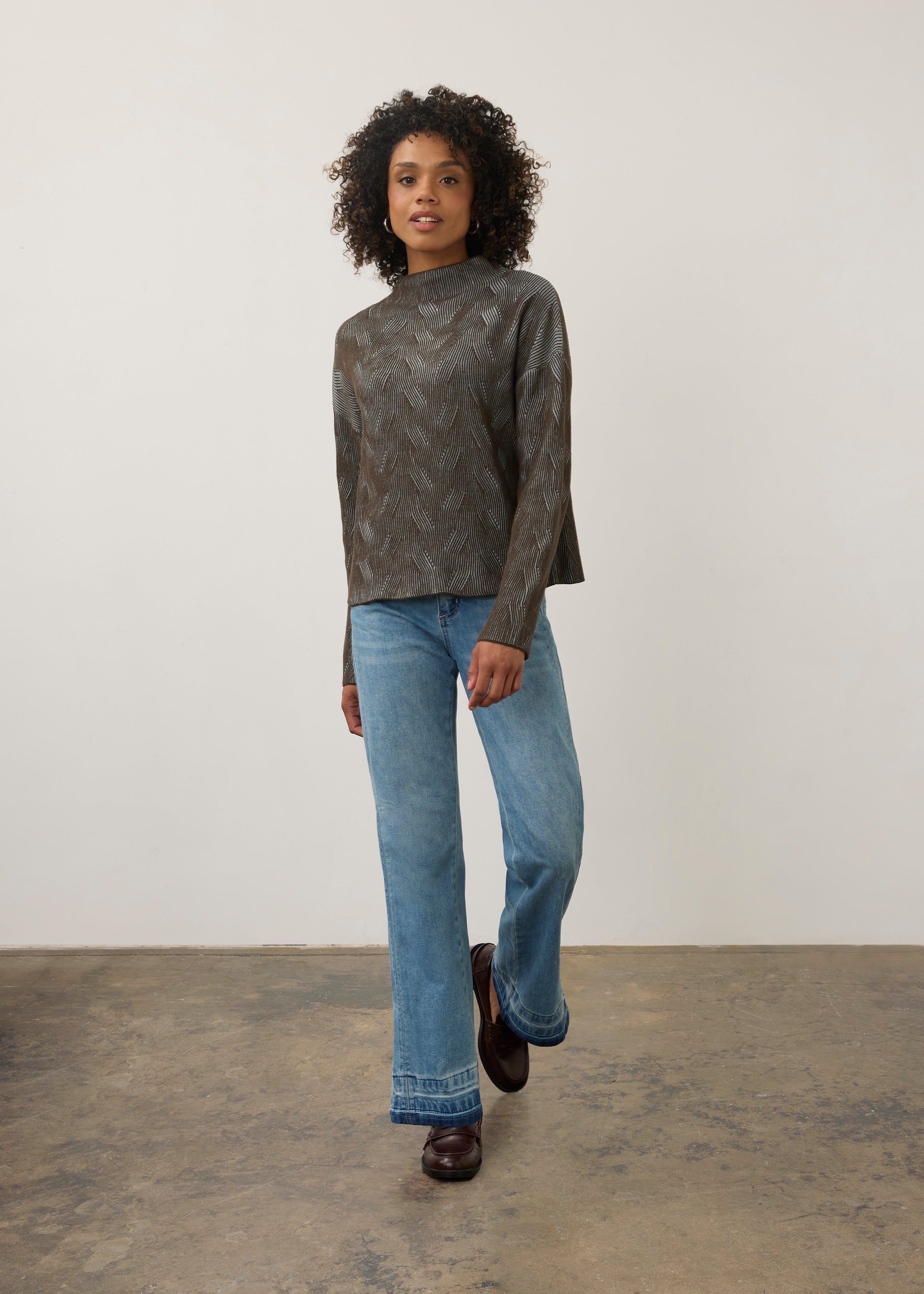 Long Sleeve Funnel Neck Sweater (1048314)