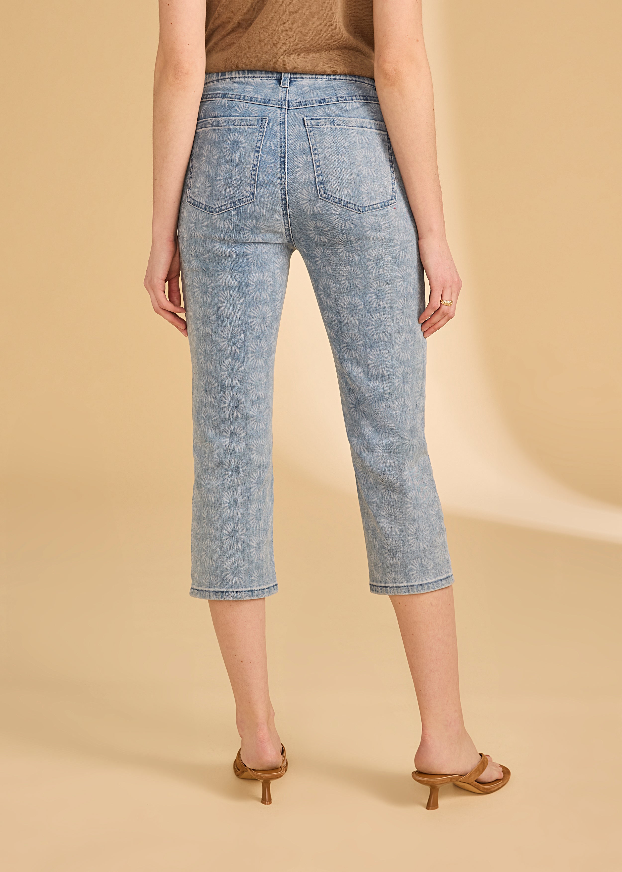 Pull On Printed Capri (2160669)