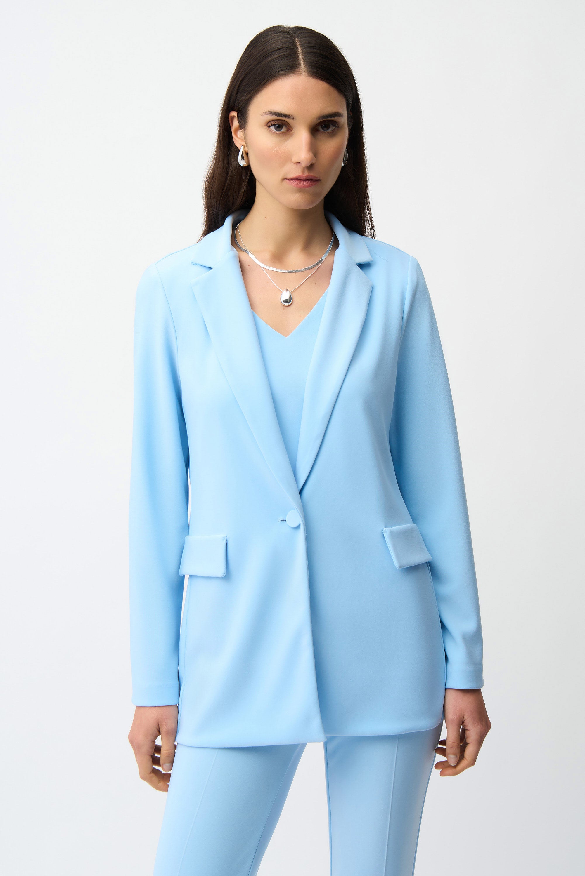 Classic Straight Blazer (231064S26)