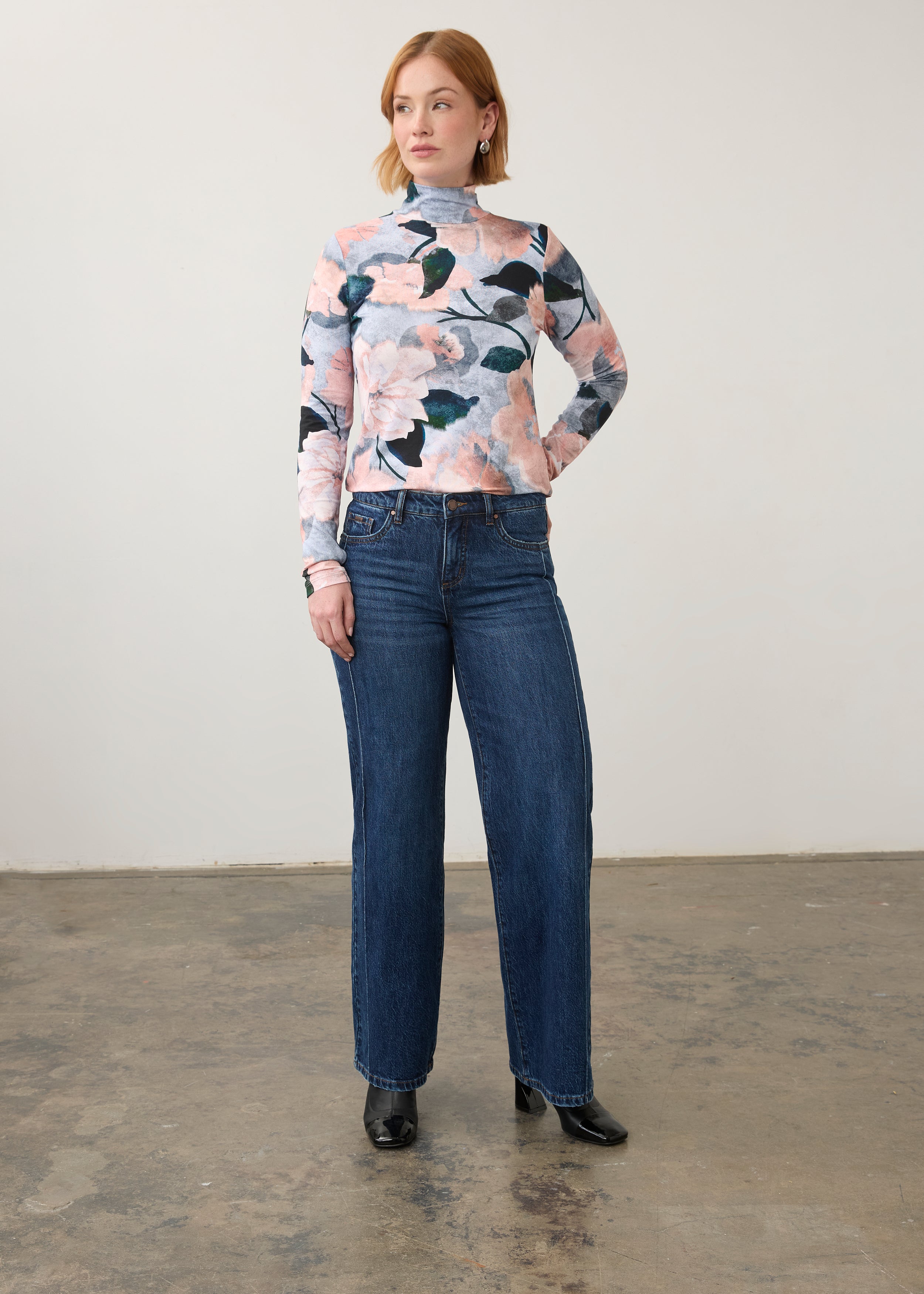 Mid Rise Wide Leg (2407225)