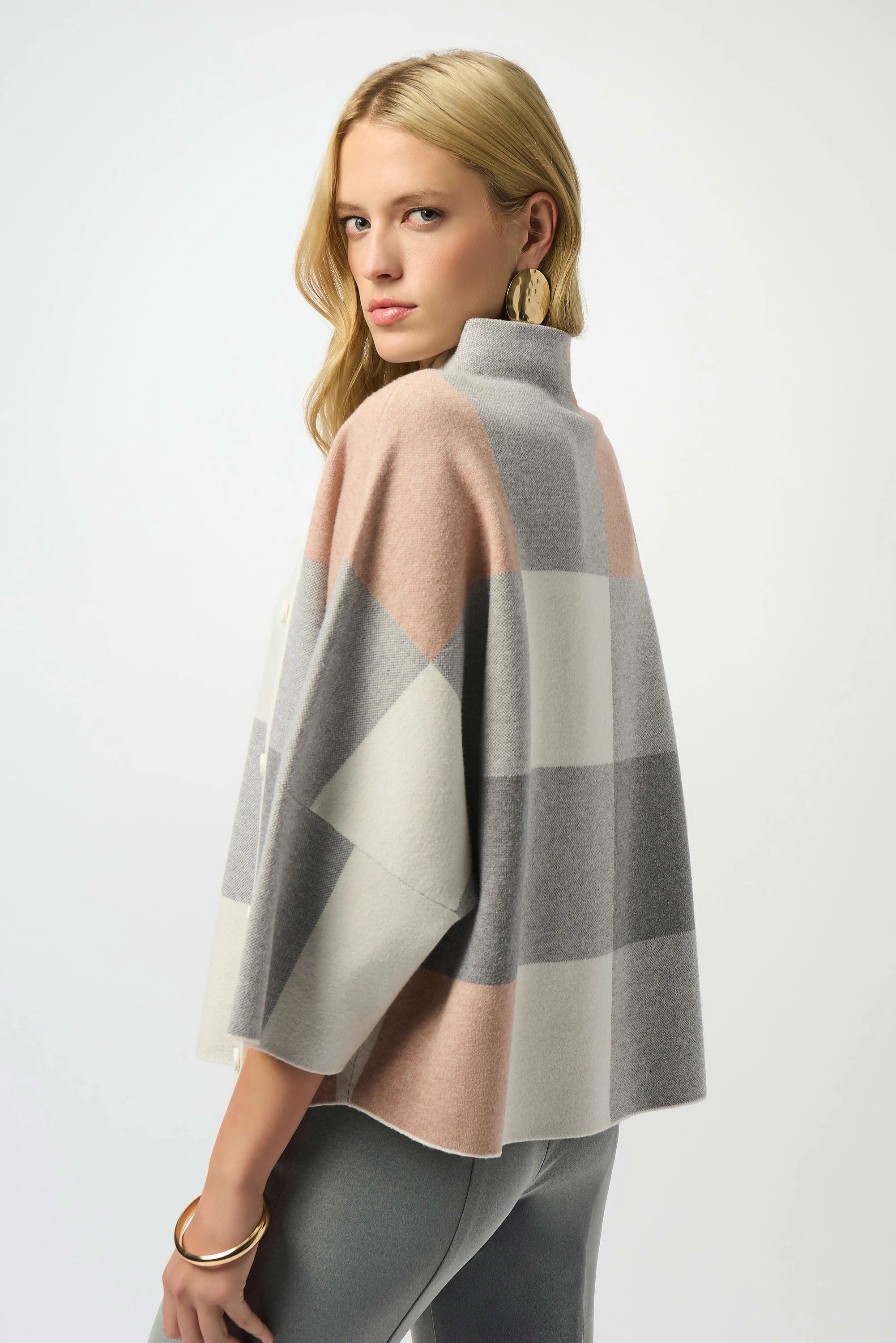 Plaid Jacquard Sweater Knit Top (243948F25)
