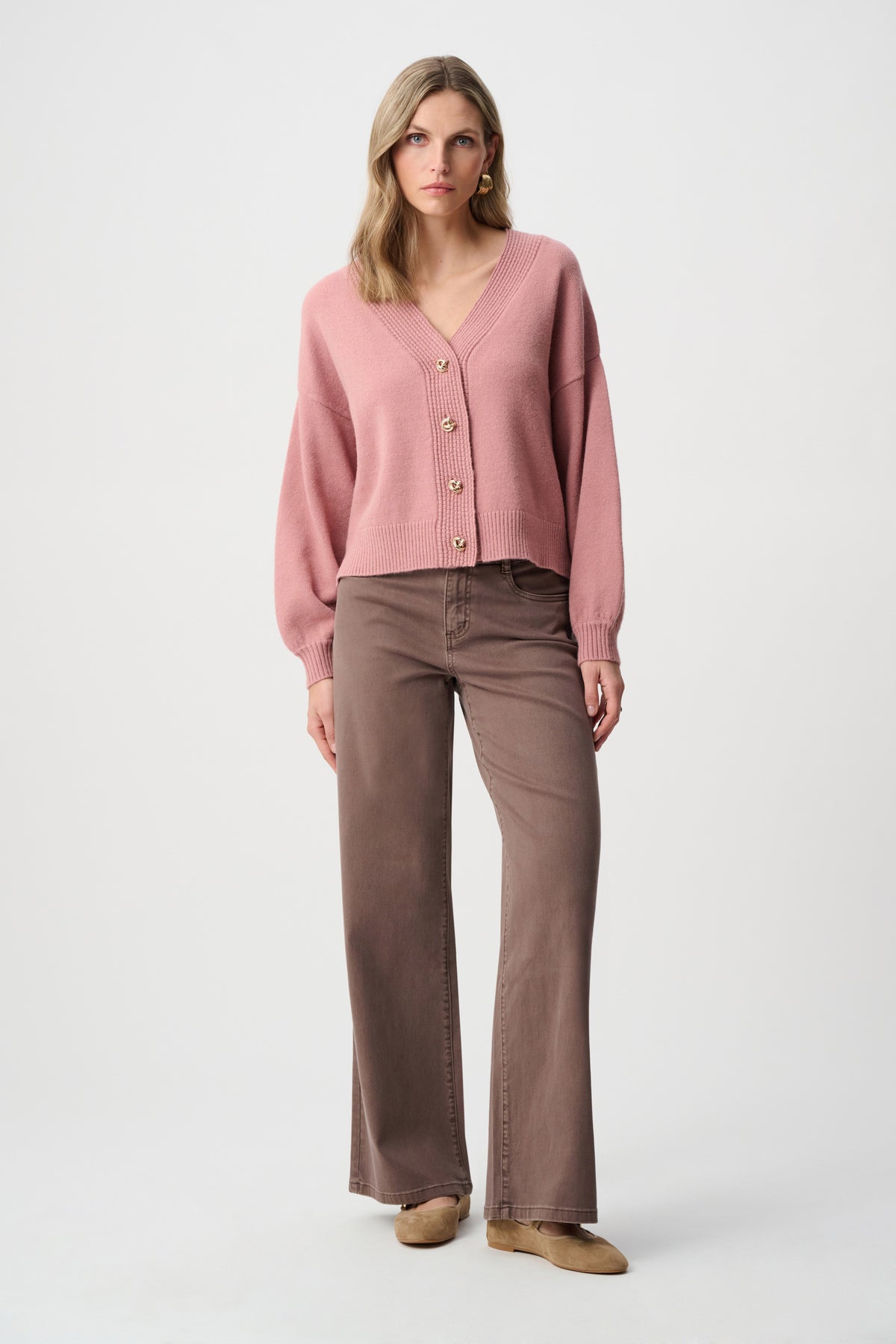Classic Wide-Leg Stretch Jeans (251968F26)