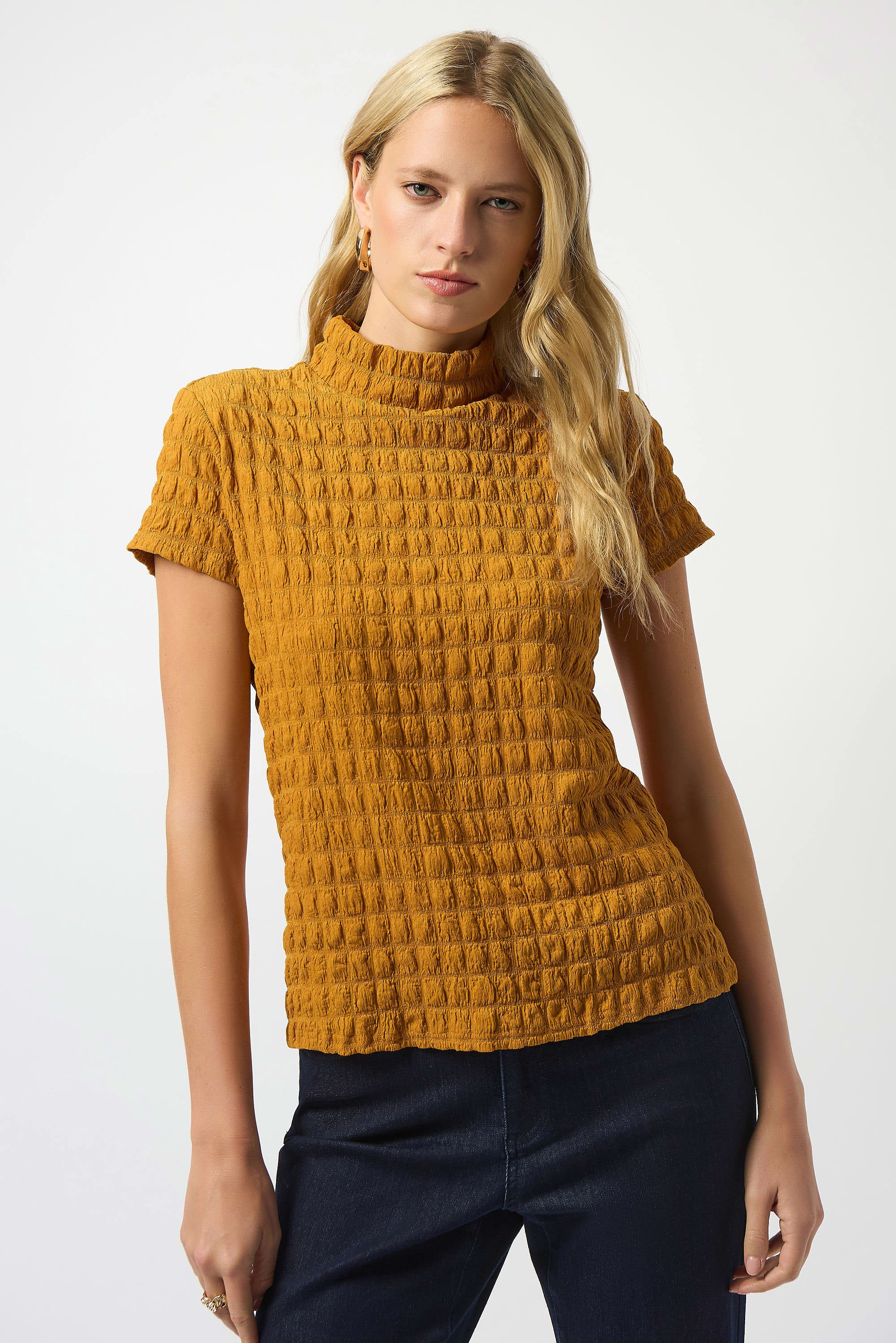 Textured Knit Fitted Top (253256)