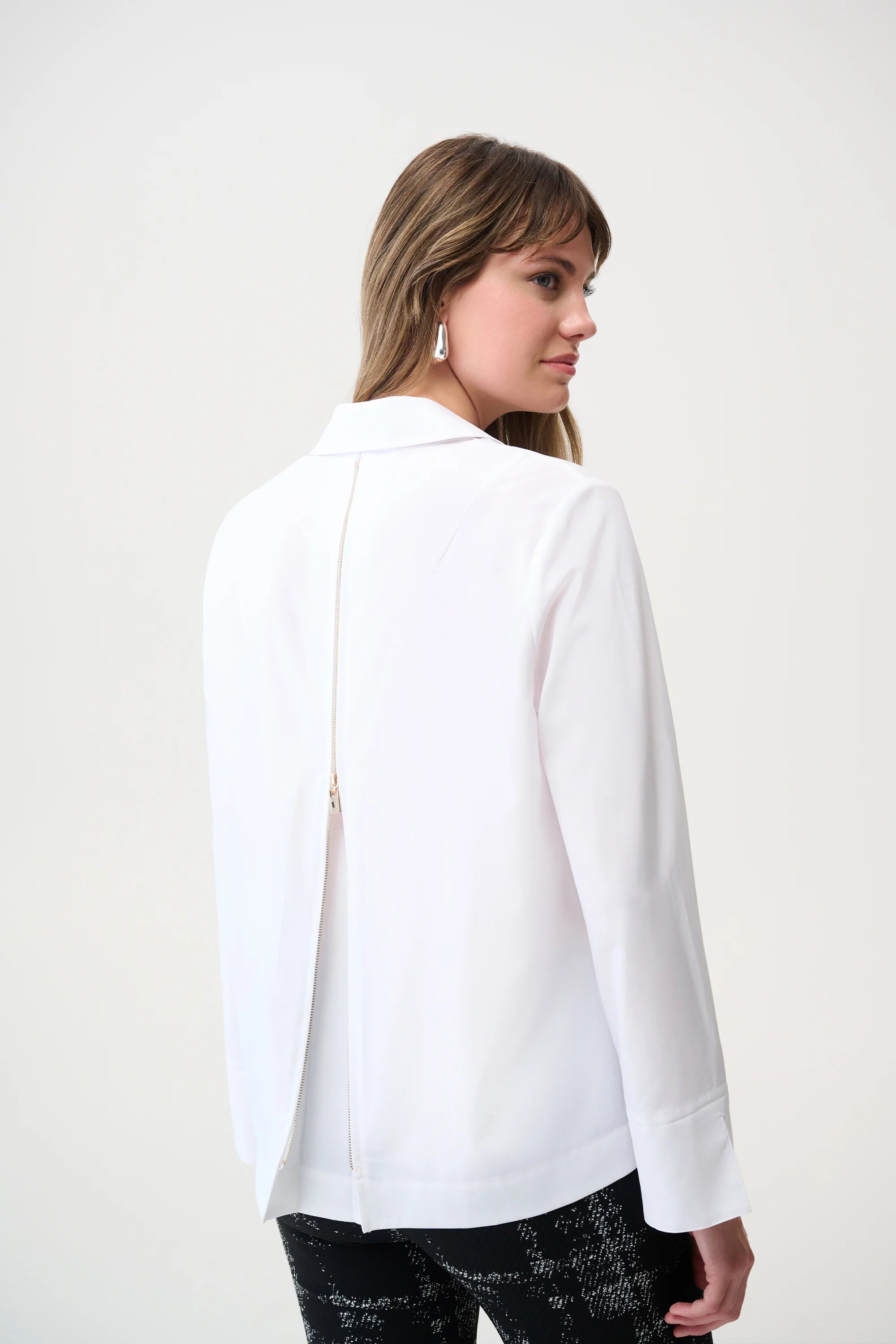 Stretch Poplin Button-Front Blouse with Zipper Accent (253923)