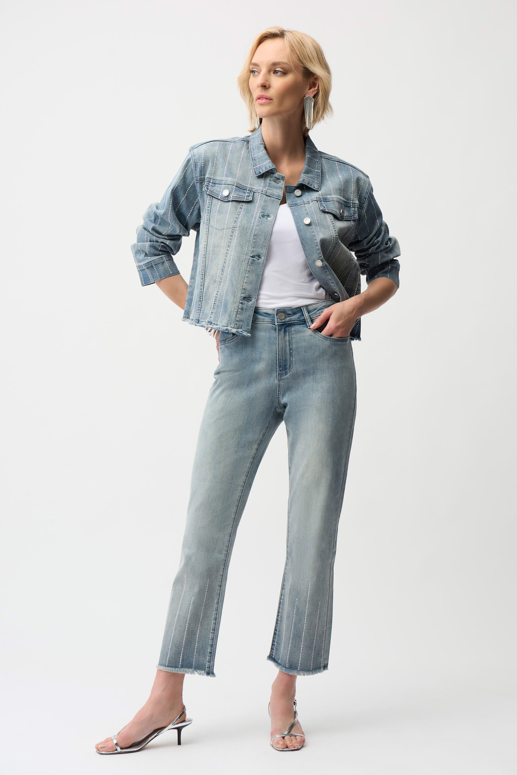 Straight Crop Jeans With Rhinestones (261945)