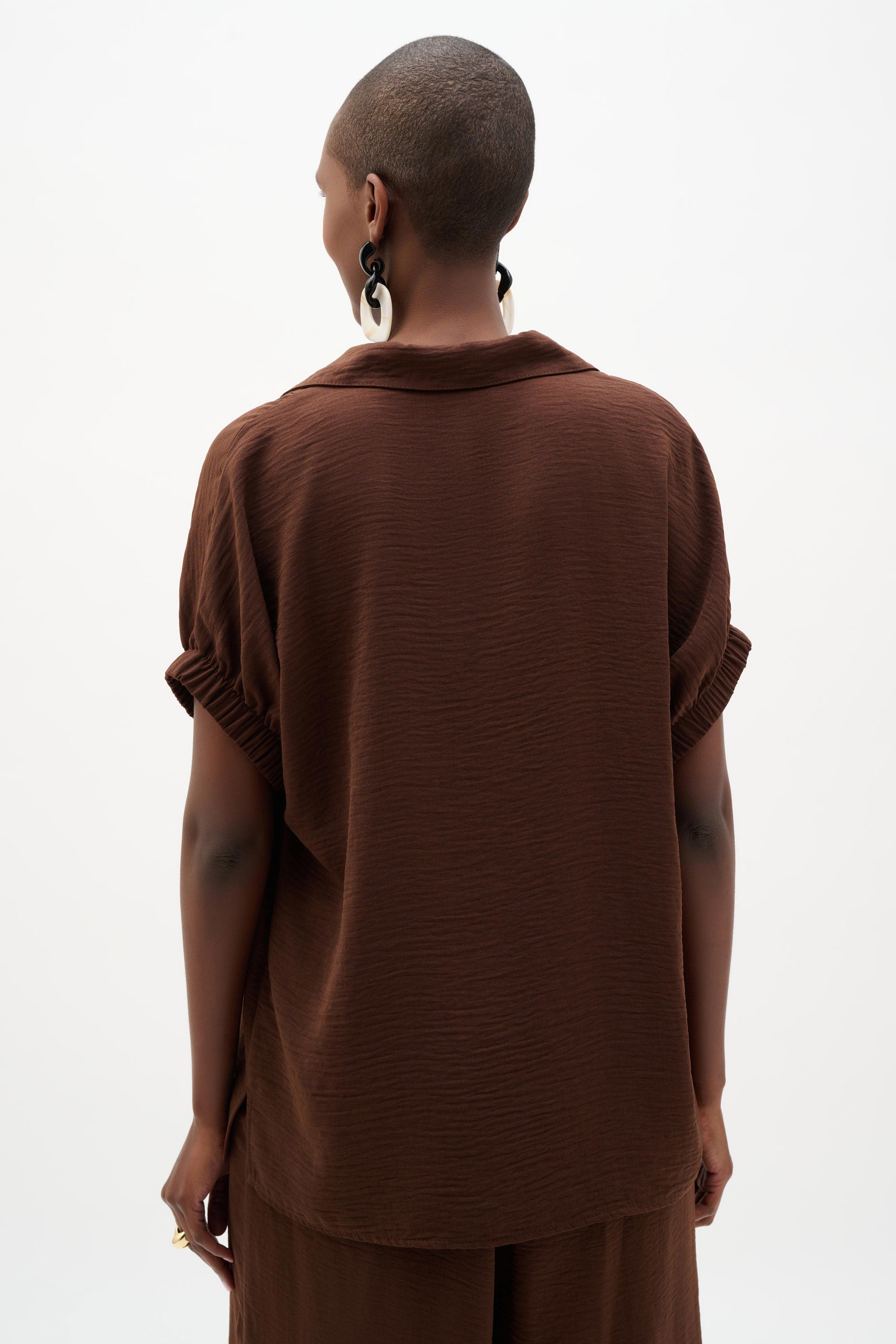 Woven Gauze Boxy Top With Shirred Sleeves (262078)