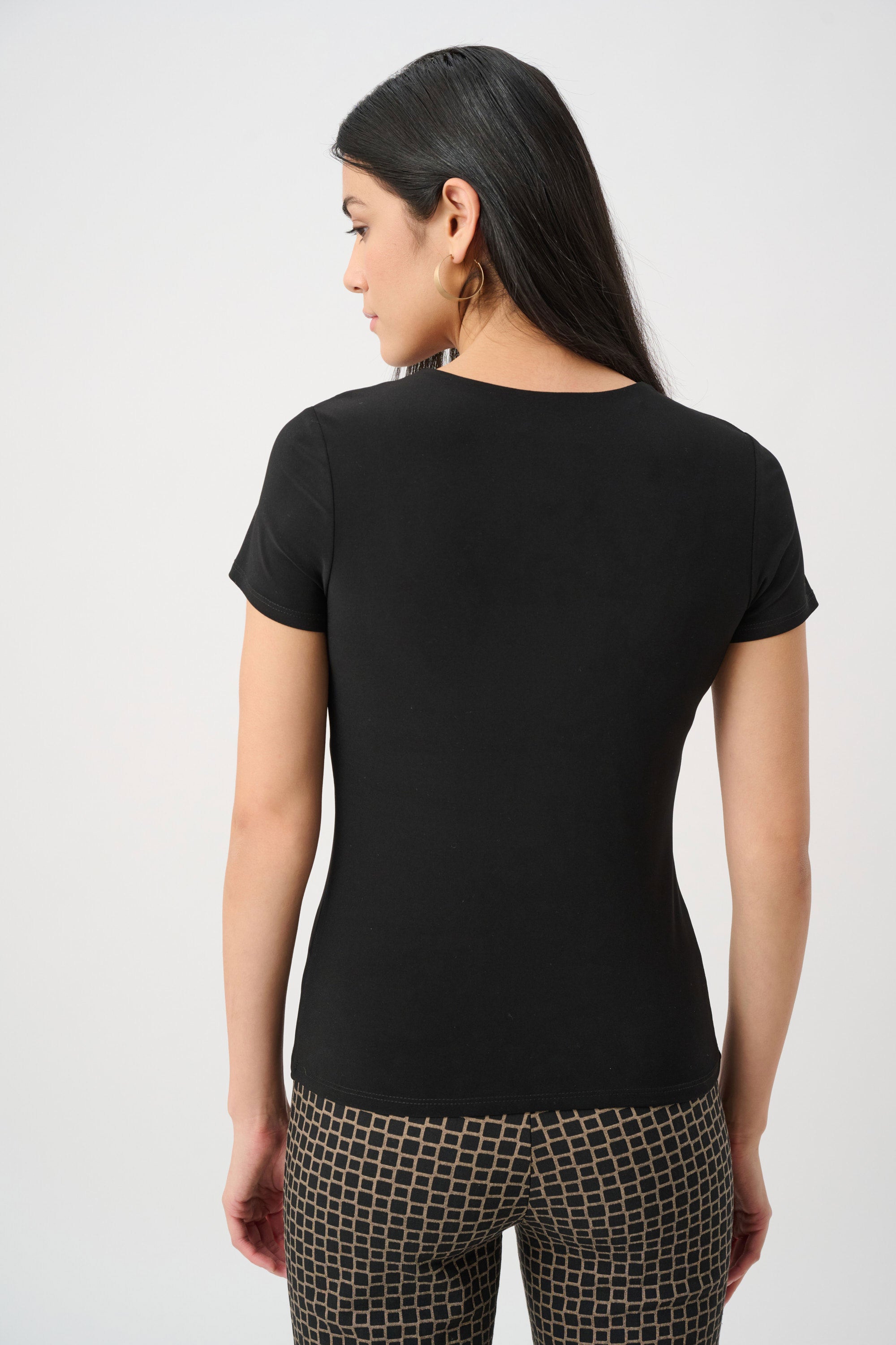 Silky Knit Fitted T-Shirt (262238F26)