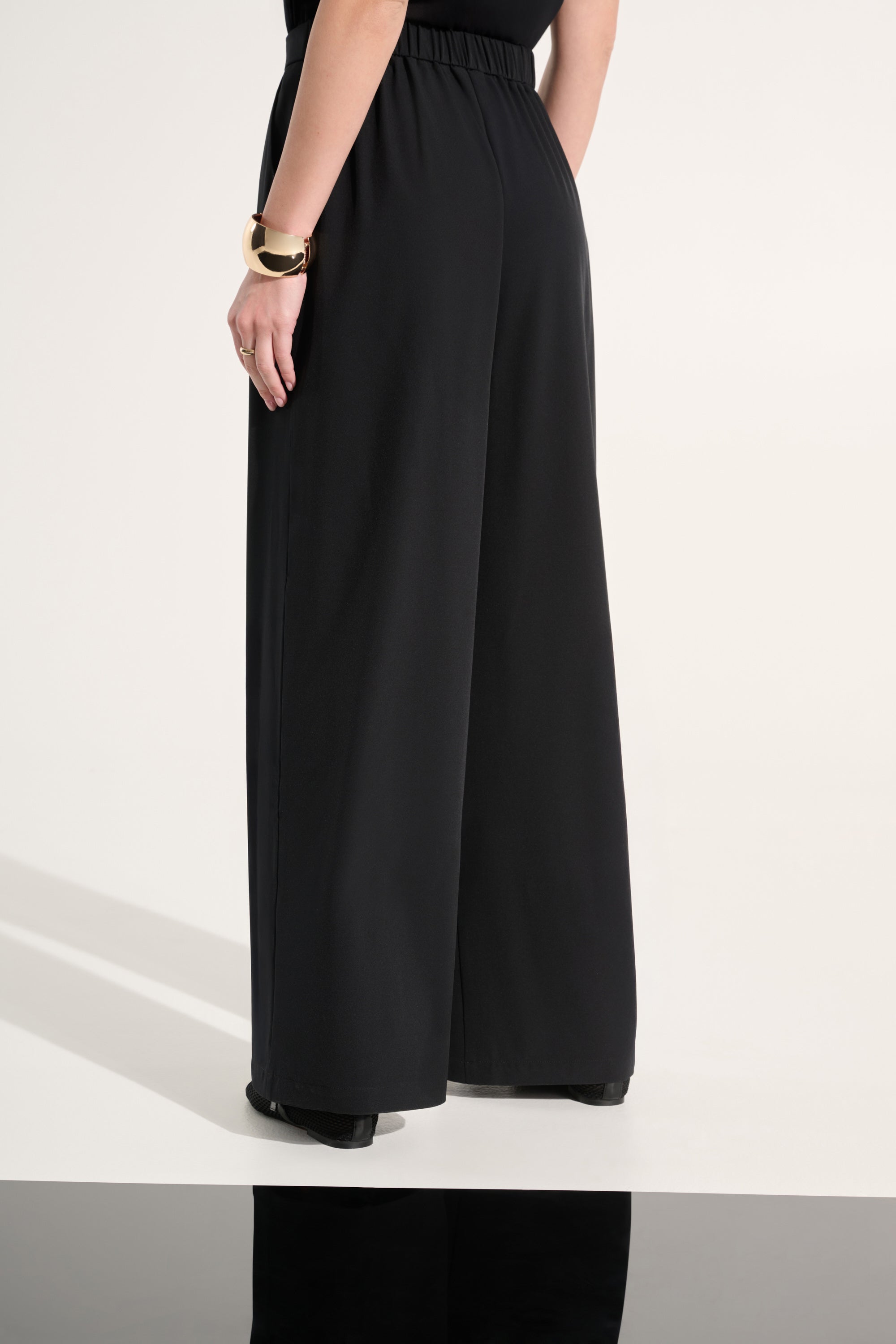 Stretch Woven Pull-On Wide Leg Pants (262622)
