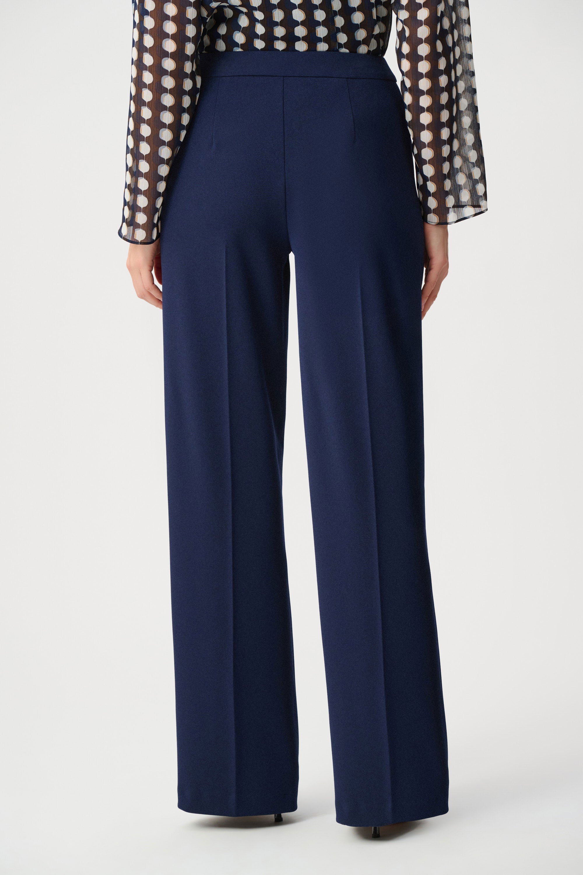 Scuba Crepe Wide Leg Pull-On Pants (263090)