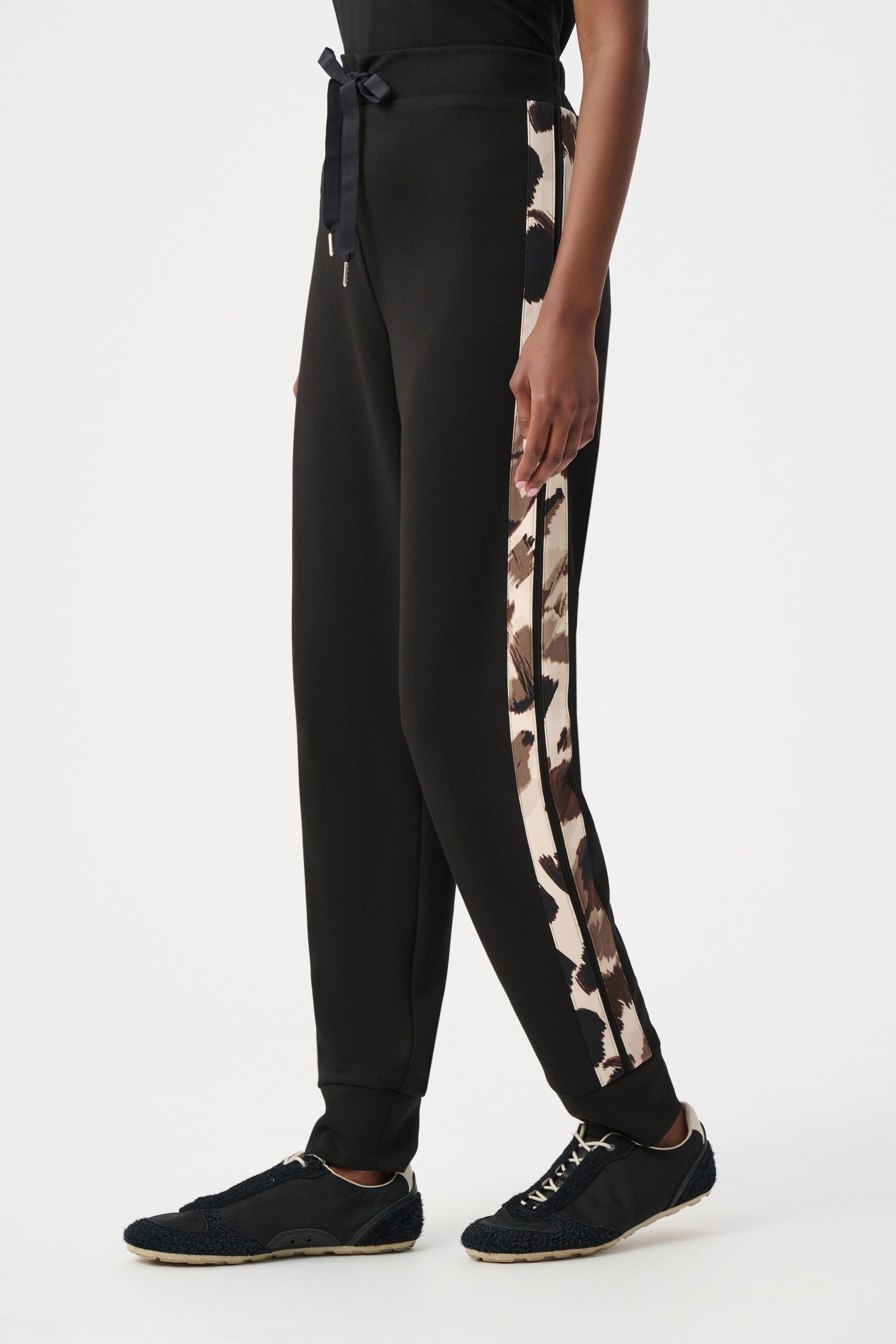 Scuba Jersey Animal trimmed Jogger Pants (263608)
