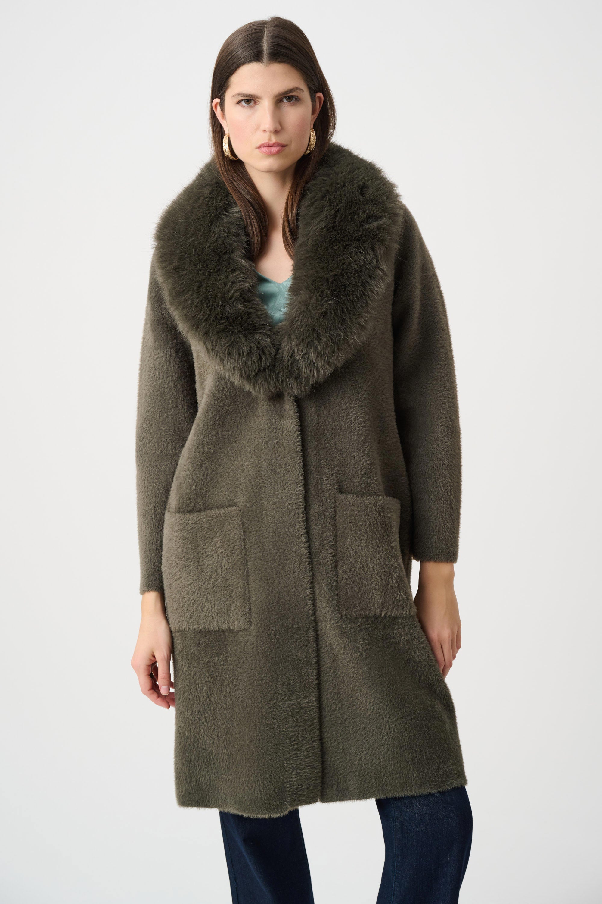 Feather Yarn Knit Coat With Detachable Faux Fur Collar (263973)