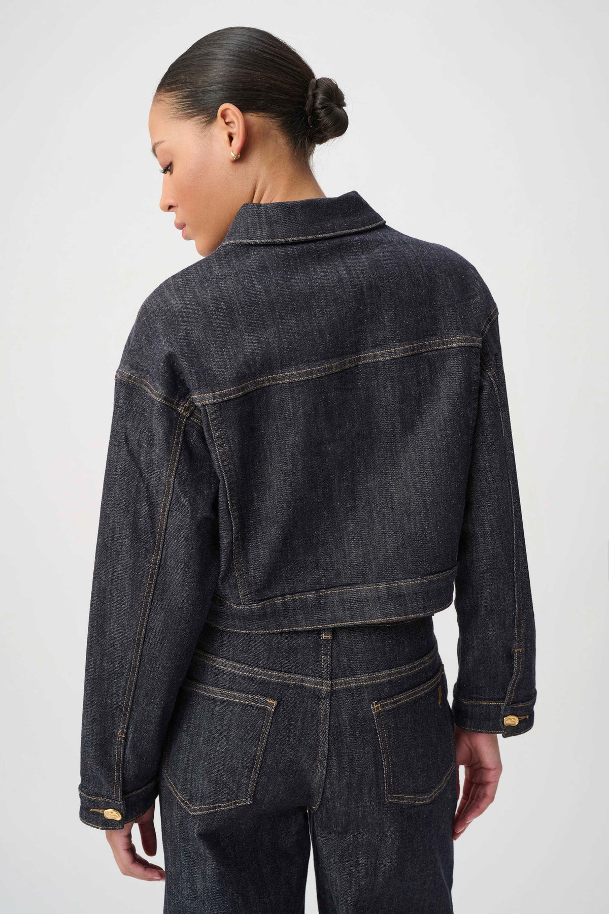 Statement Buttons Cropped Denim Jacket (264900)