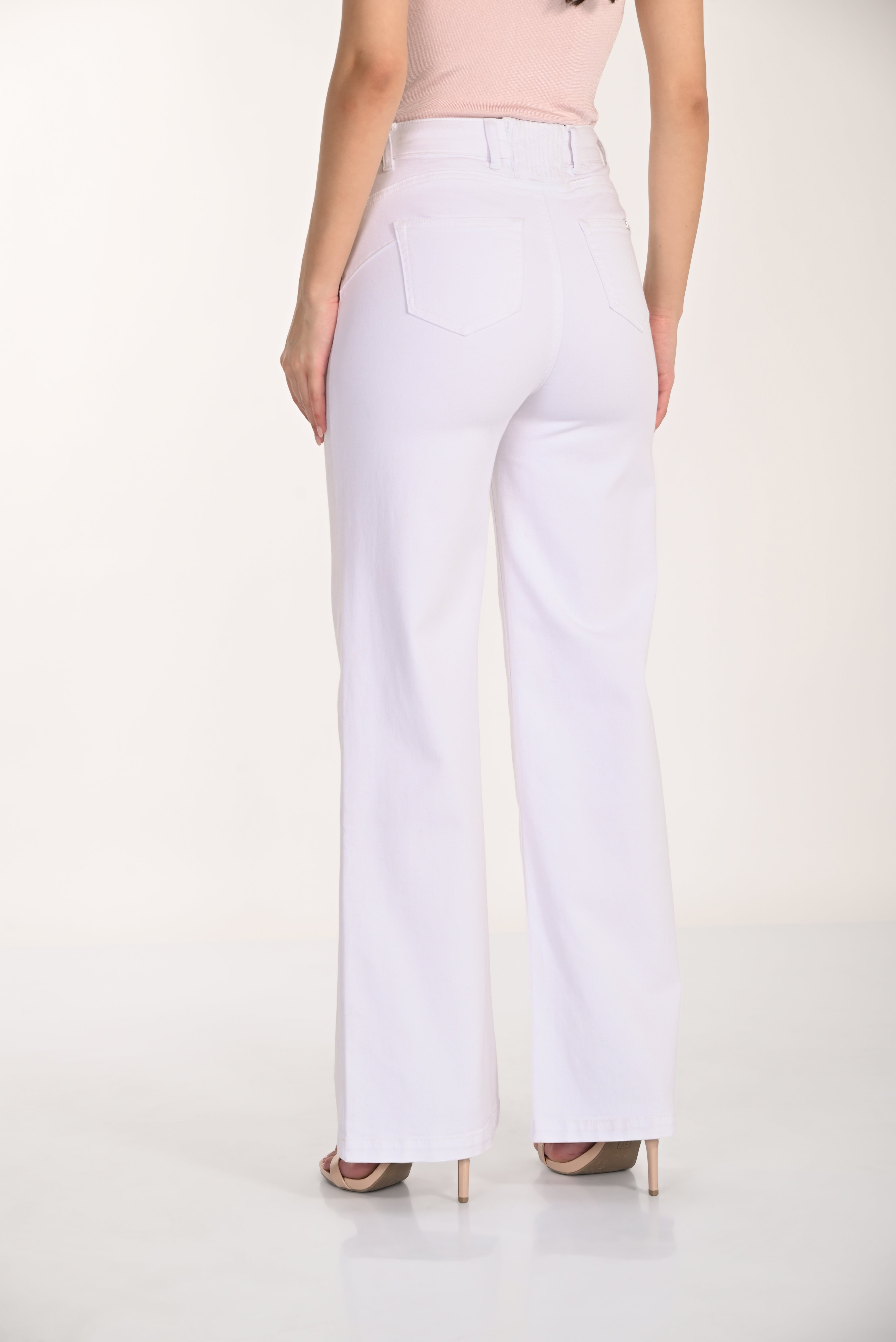 Off White Wide Leg Denim (266597)