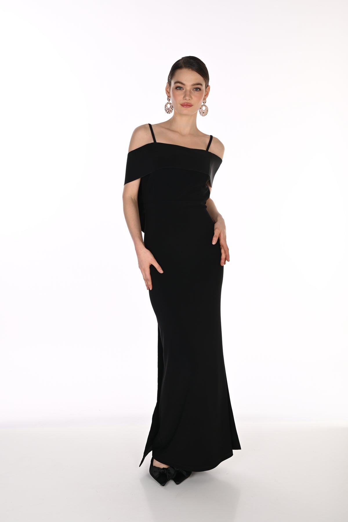 Bow Back Gown (FL0234)