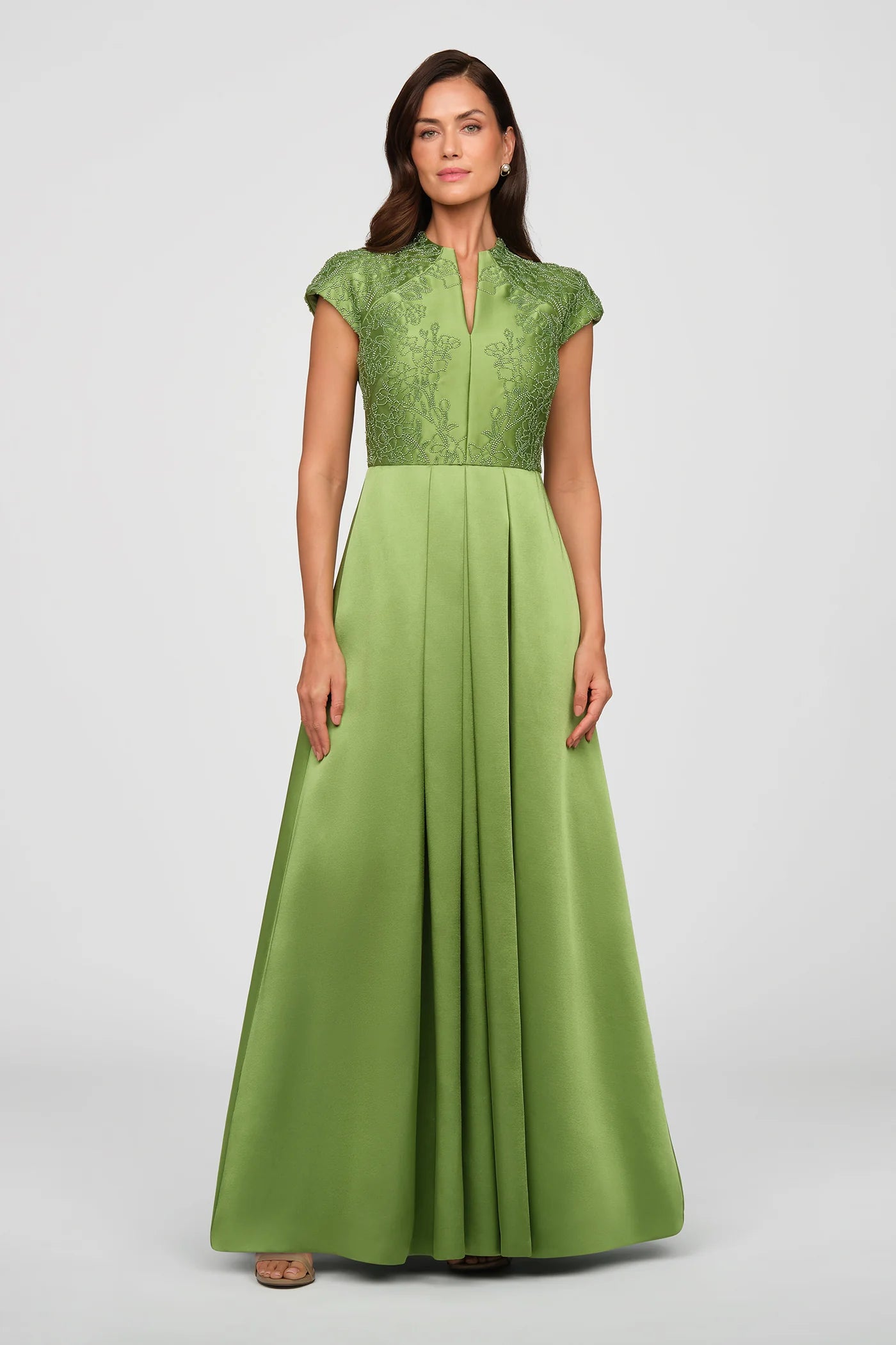 Wrenley Gown (KU1133)