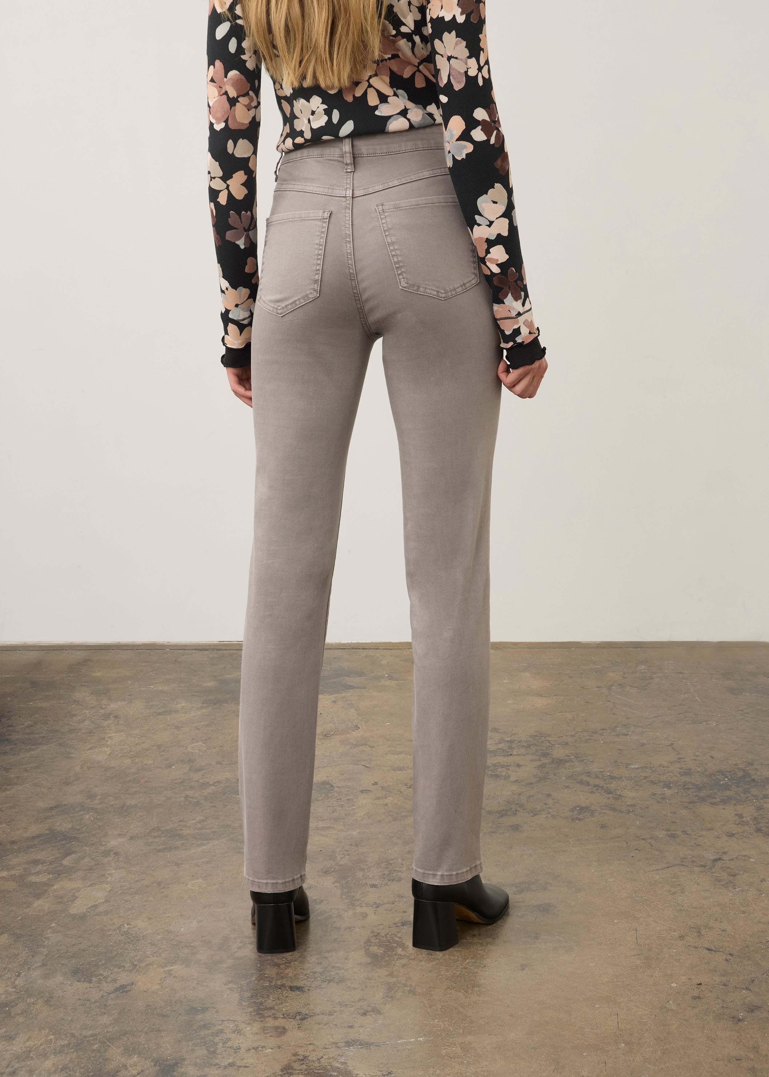 Suzanne Straight Leg (6864511)