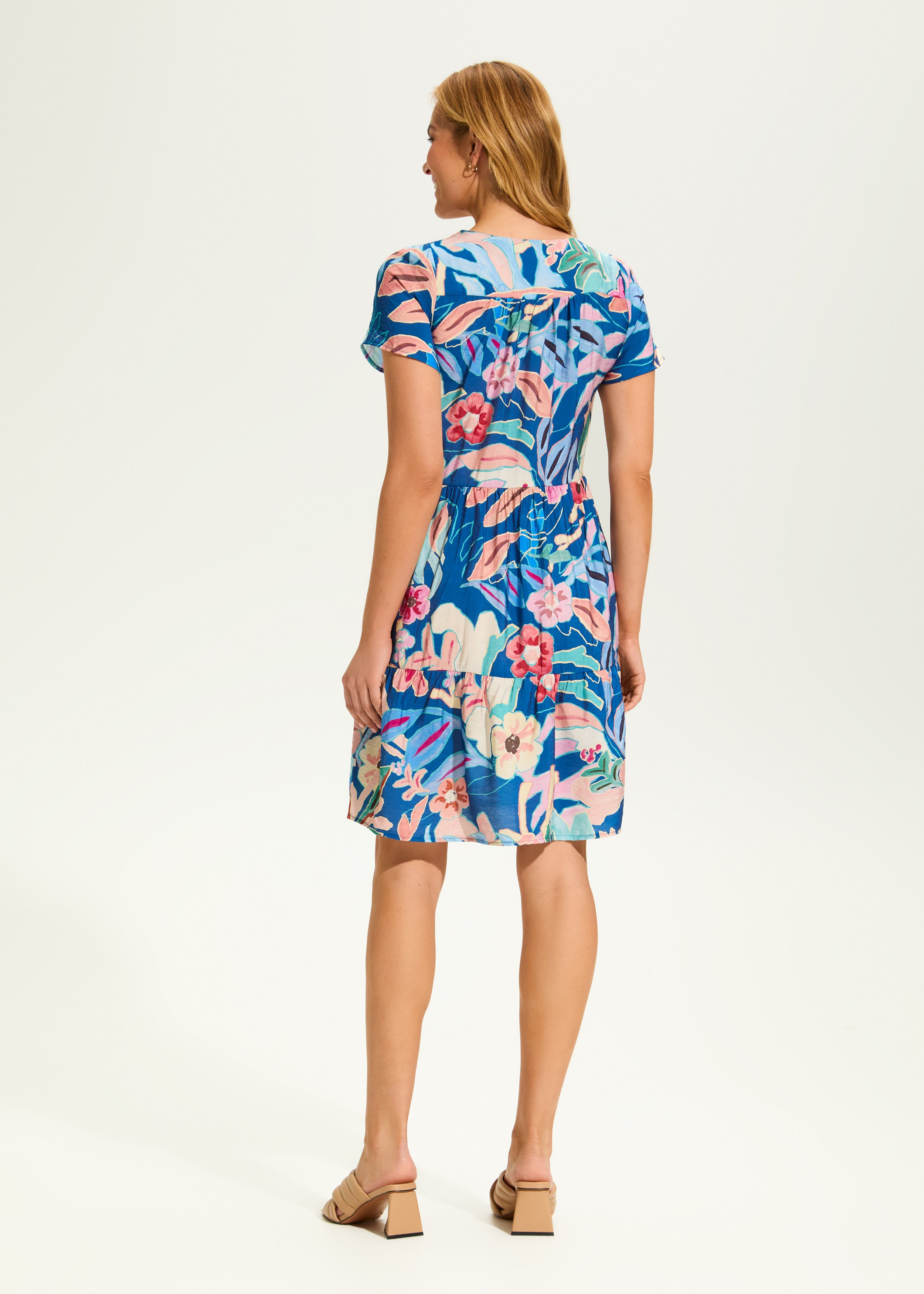Tiered Shift Dress (7921658)