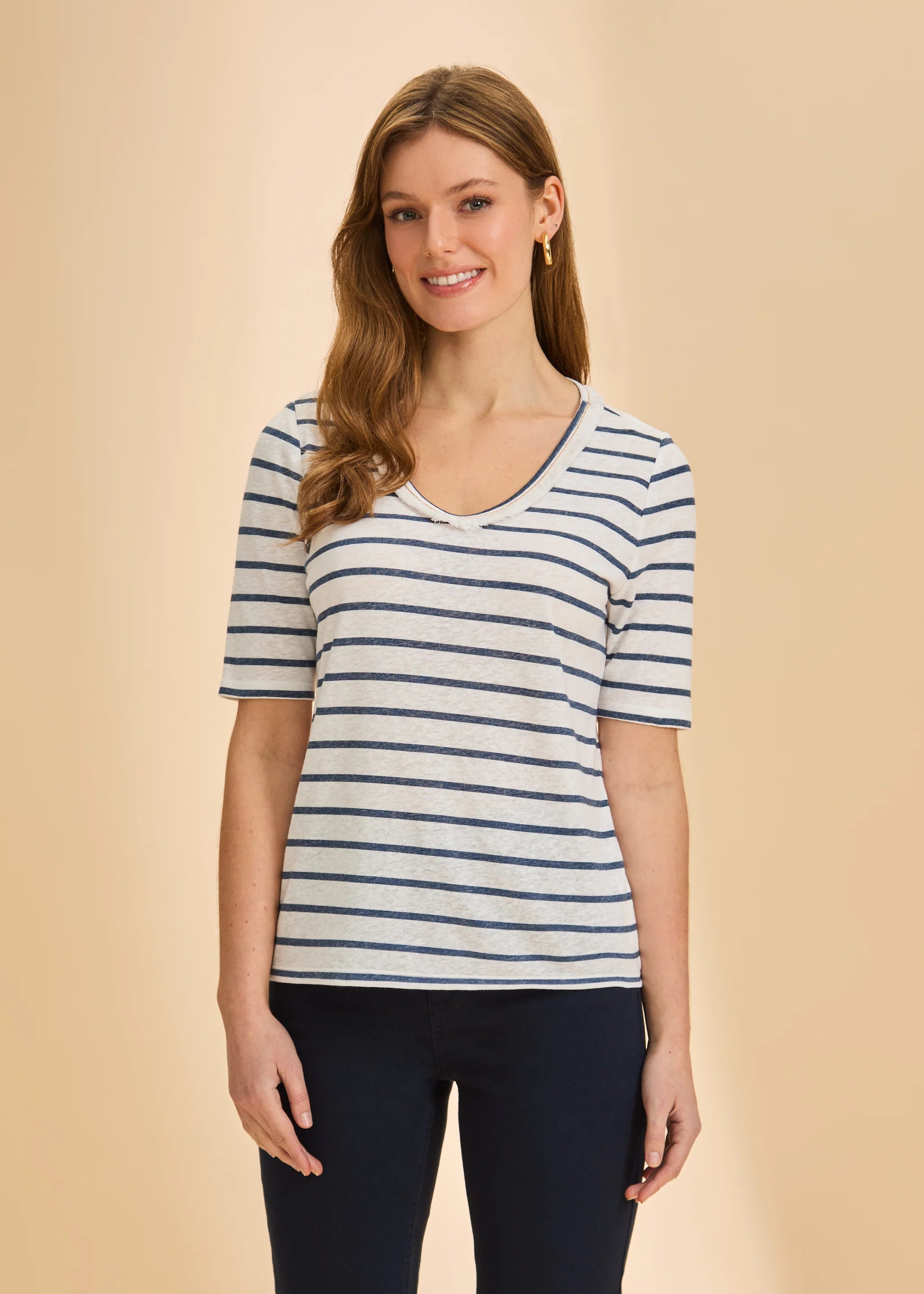 Elbow Sleeve Fringed Neck Top (3641788)