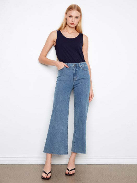 Cropped Flare Jeans With Raw Hem (C5742)